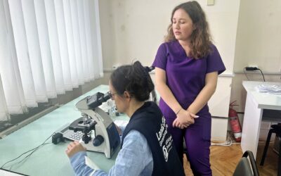 Мікроскоп для лабораторії Дитячої лікарні Святого Миколая